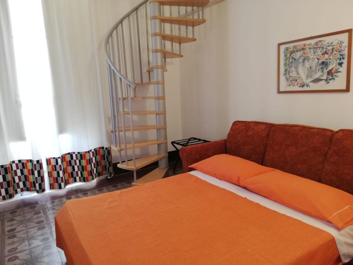 Il Posto Giusto Station Rooms Palermo Ngoại thất bức ảnh