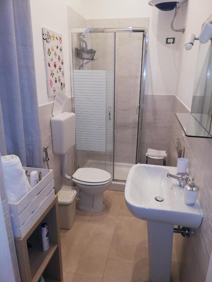 Il Posto Giusto Station Rooms Palermo Ngoại thất bức ảnh
