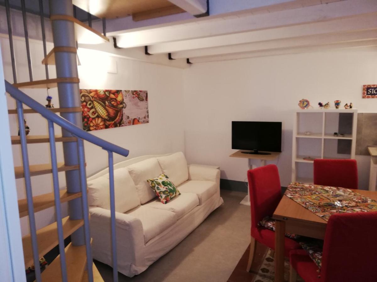 Il Posto Giusto Station Rooms Palermo Ngoại thất bức ảnh
